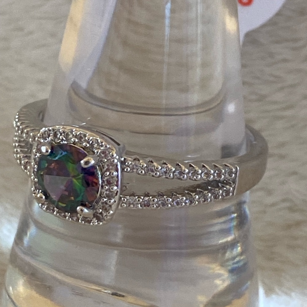 NIB Rainbow topaz women’s size 10 ring bomb - Picture 2 of 2